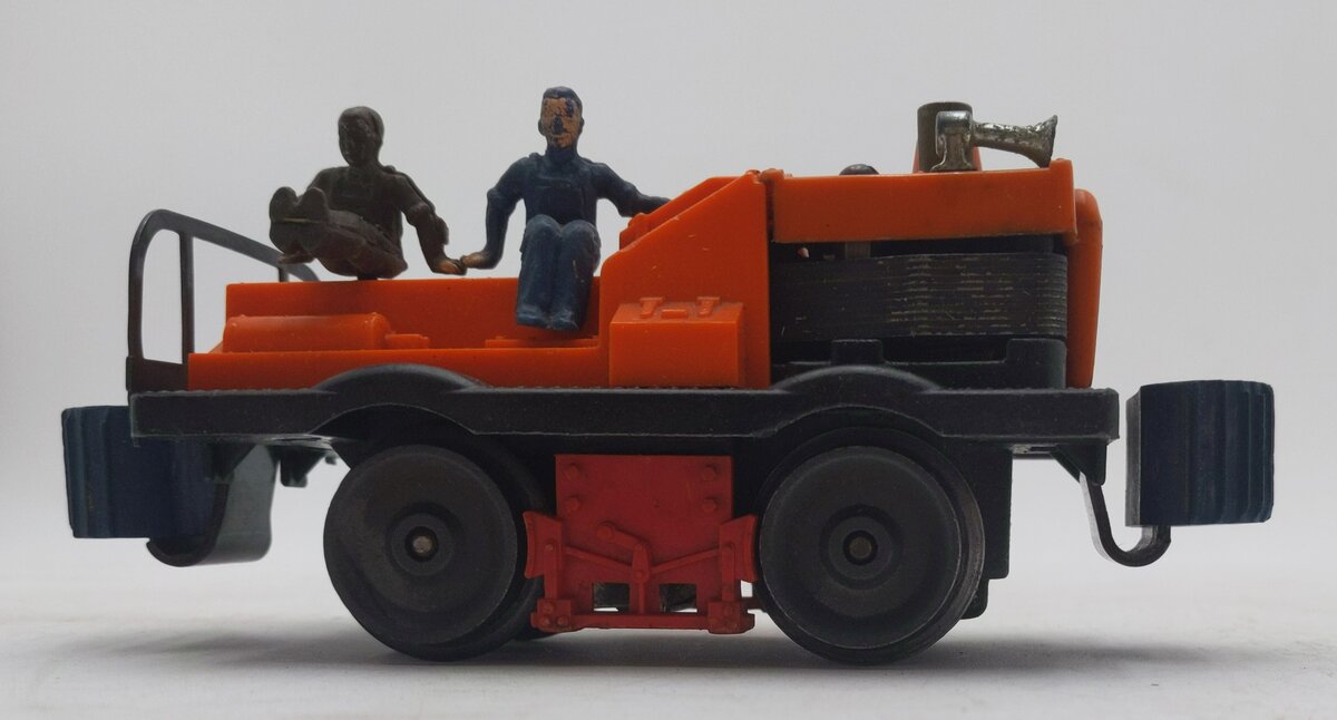 Lionel 50 Vintage O Postwar Motorized Gang Car w/3 Figures VG