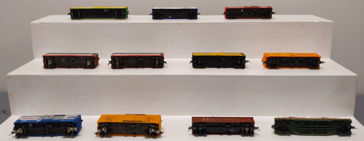 Mantua HO Scale Assorted Freight-Boxcars, Reefer, Gondola, & Flatcar [11] EX