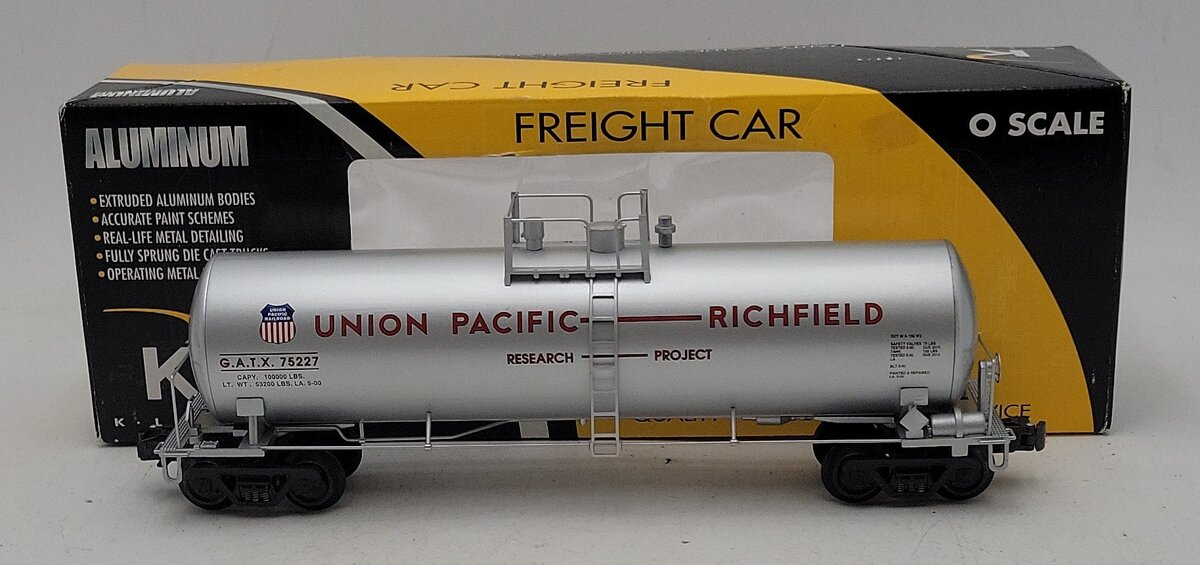 K-Line K6333-2111 Union Pacific Single Dome Scale Tank Car - 2 Rail LN/Box