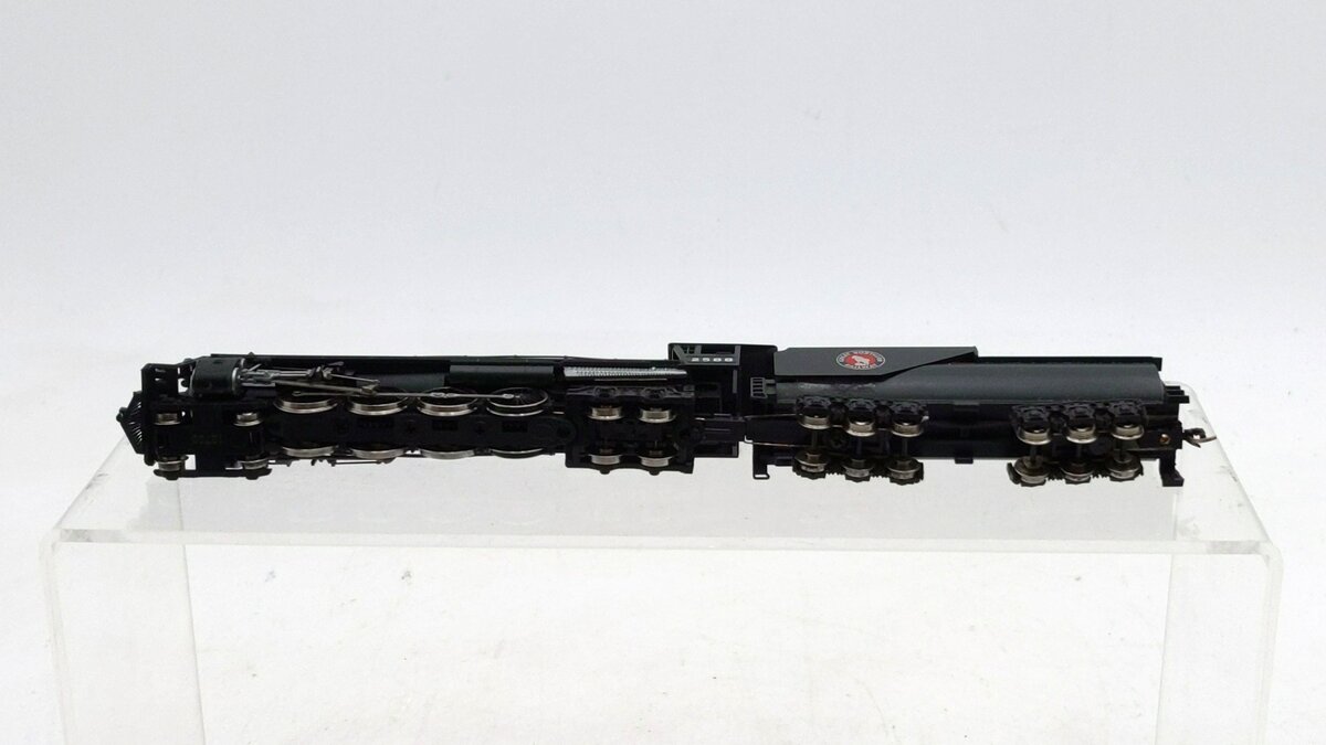 Con-Cor 0001-003801 N Scale Great Northern S2 4-8-4 Steam Loco & Tender #2588 EX/Box