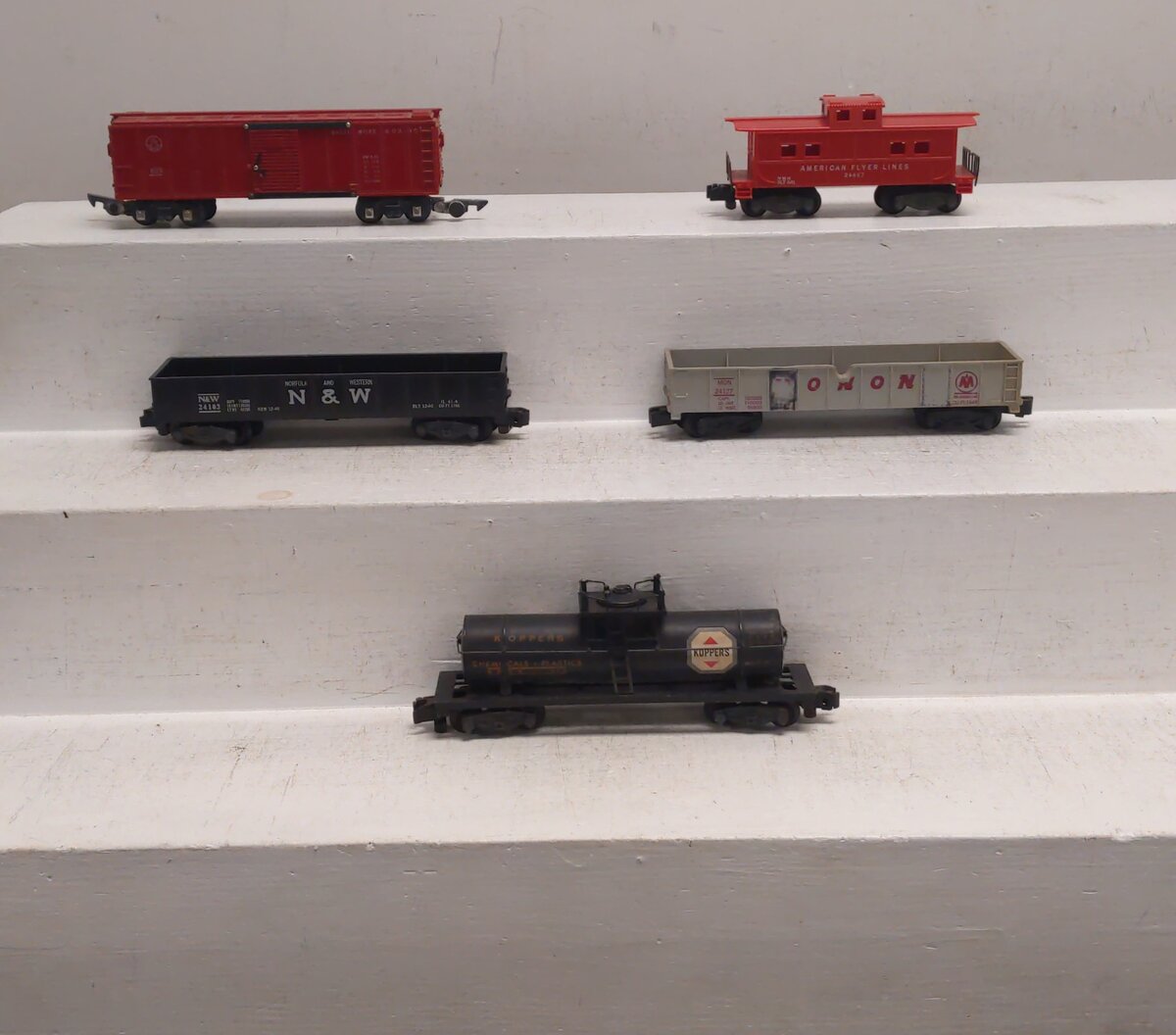 American Flyer Vintage S Freight Cars # 912, 24103, 633, 24127 & 24627 [5] VG
