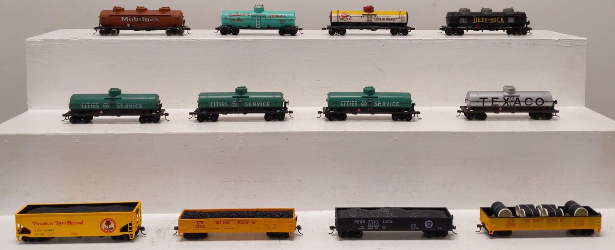 Assorted HO Scale Assorted Freight Car-Tank Cars, Hoppers, & Gondolas [12] EX