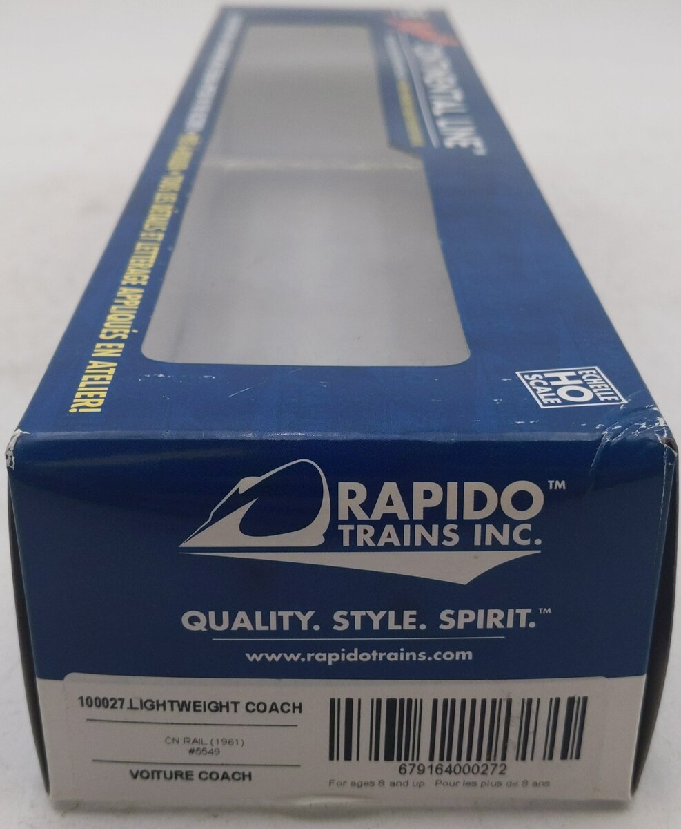 Rapido Trains 100027 HO Scale CN Rail Lightweight Voiture Coach #5549 EX/Box