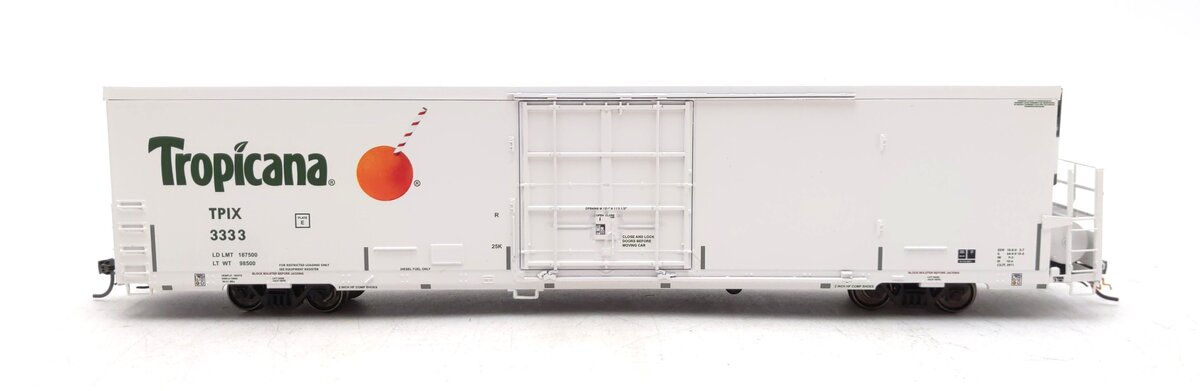 BLMA Models 52748 HO Tropicana Trinity 64' Reefer #3333