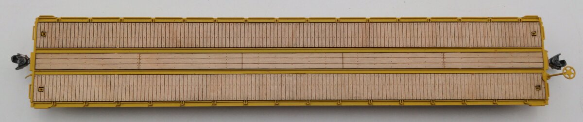InterMountain 46404-26 HO Union Pacific 60' Wood Deck Flat Car #52516