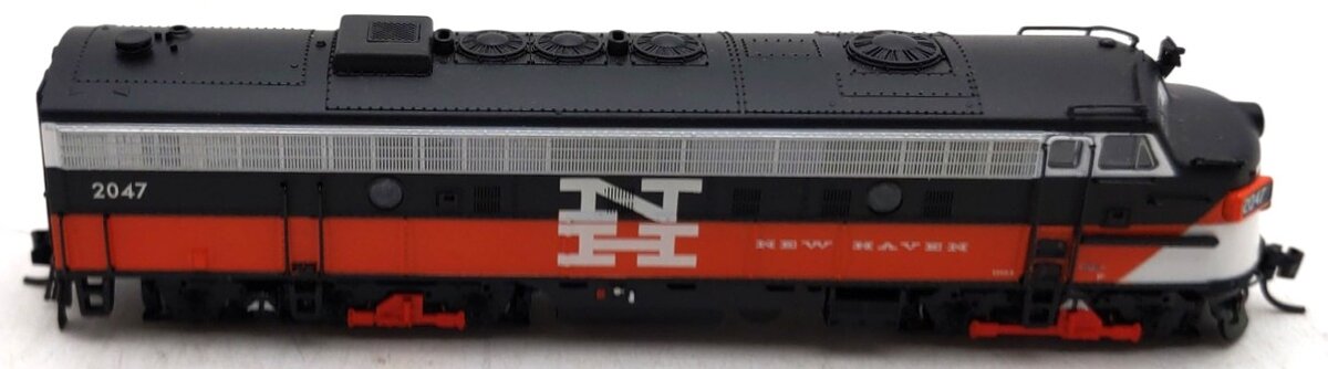 Rapido Trains 15023 N New Haven EMD FL9 Diesel Locomotive #2047 w/ DCC