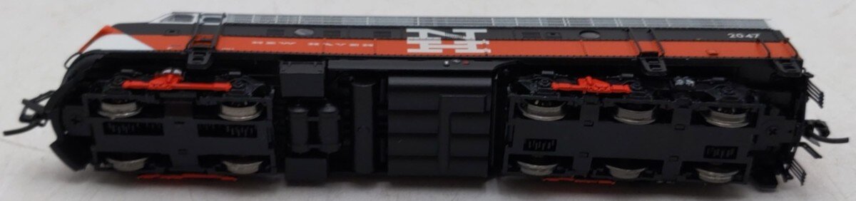 Rapido Trains 15023 N New Haven EMD FL9 Diesel Locomotive #2047 w/ DCC