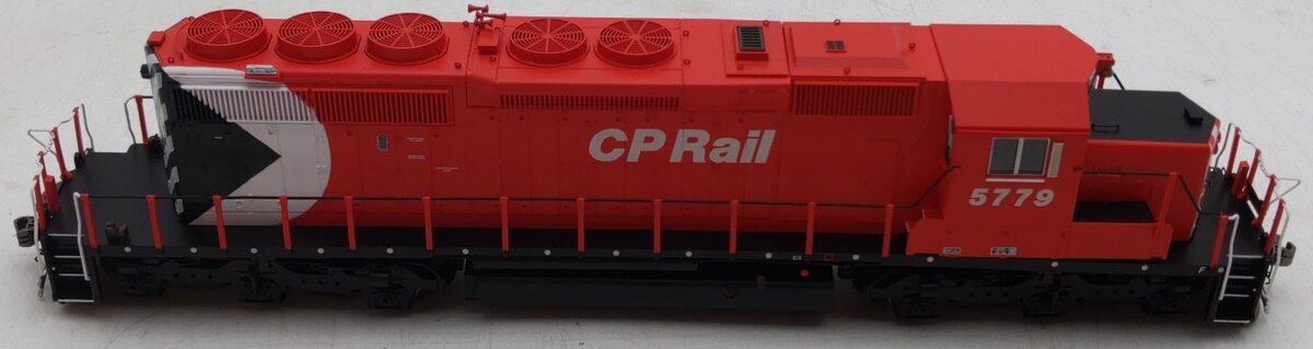 Bowser 25319 HO CP Rail As Delivered GMD SD40-2 Diesel Locomotive #5779