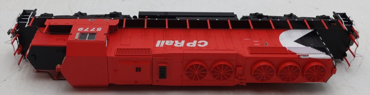 Bowser 25319 HO CP Rail As Delivered GMD SD40-2 Diesel Locomotive #5779