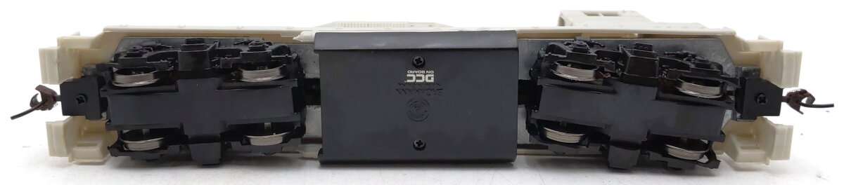 Bachmann 60711 HO Undecorated EMD GP35 Diesel Locomotive w/DCC