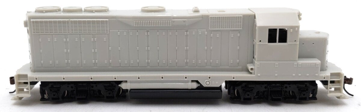 Bachmann 60711 HO Undecorated EMD GP35 Diesel Locomotive w/DCC