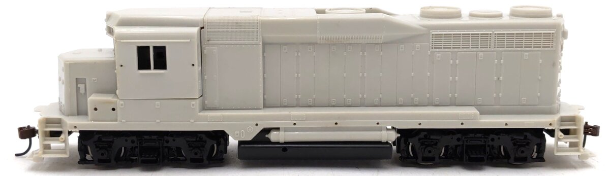Bachmann 60811 HO Scale Undecorated GP30 Diesel Locomotive w/ DCC
