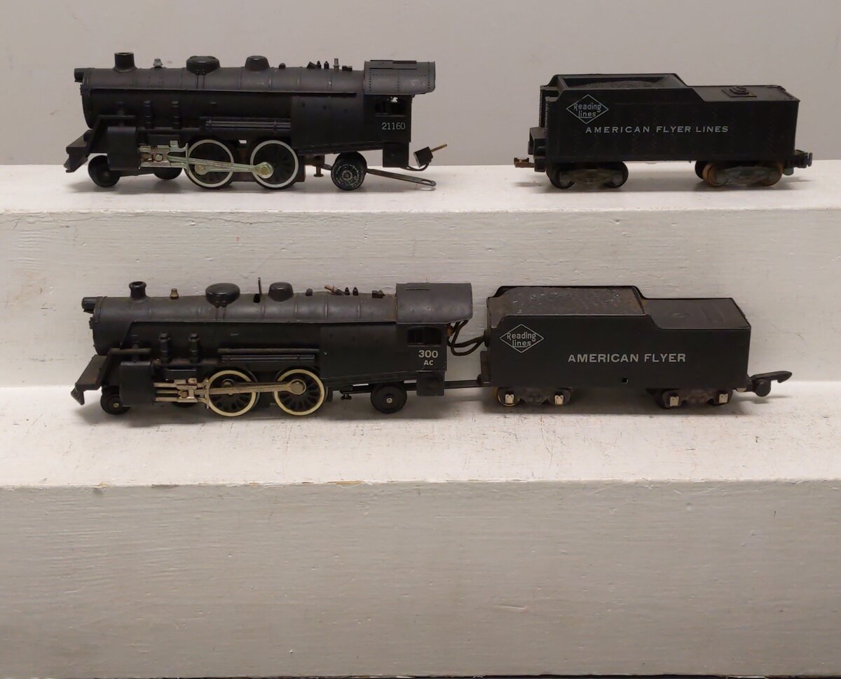 American Flyer Vintage S Reading Steam Locomotives & Tenders # 300AC & 21160 [2] EX