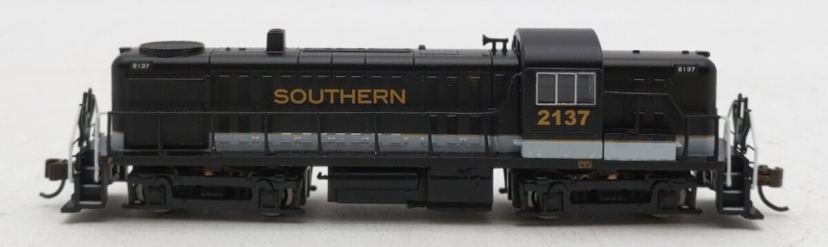 Bachmann 64254 N Scale Southern ALCO RS3 Diesel Locomotive #2137 w/ DCC EX/Box