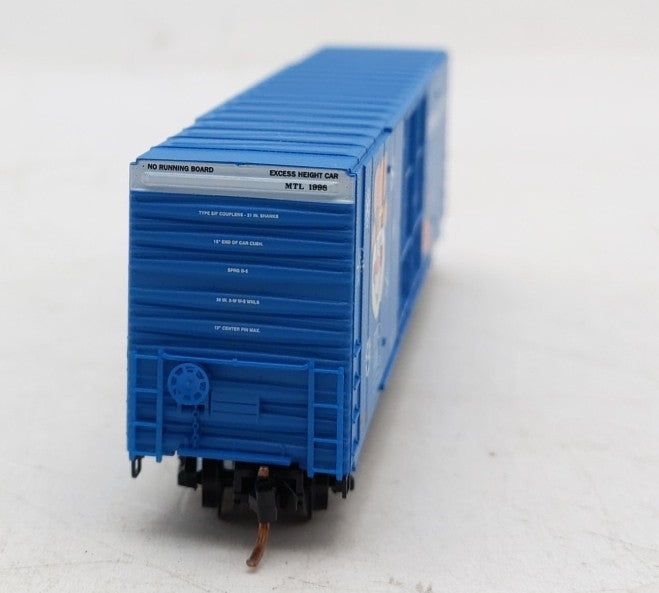 Micro-Trains 10200060 N MTL 60' Holiday Car Double Plug Door Boxcar #1998 LN/Box