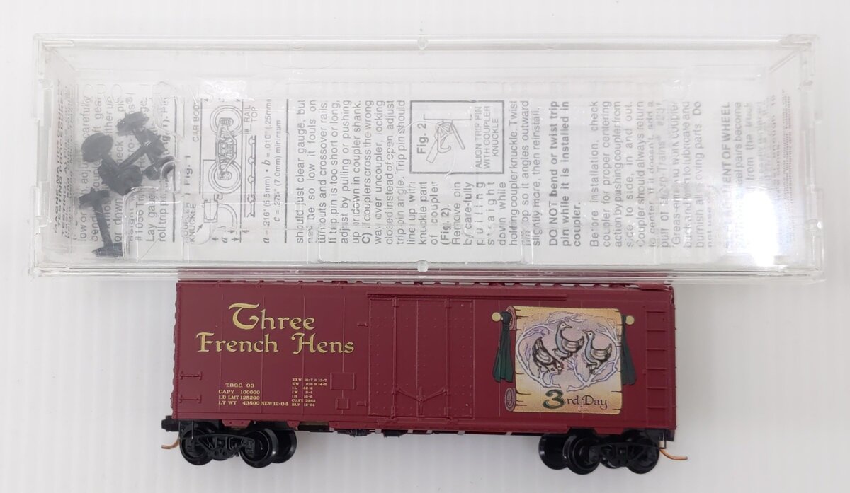 Micro-Trains 02100503 N Three French Hens 40' Plug Door Christmas Boxcar #3