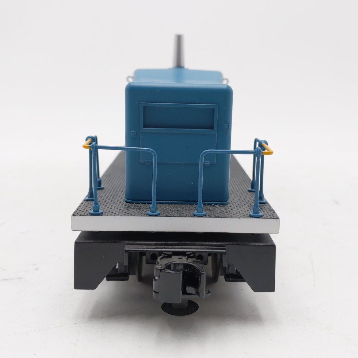 MTH 30-2882-3 O Boston & Maine SW-9 Calf Non-Powered Diesel Switcher #1222B EX