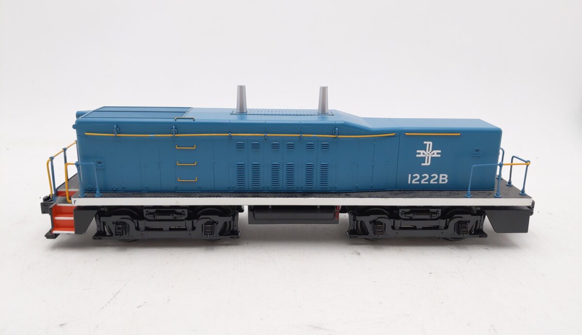 MTH 30-2882-3 O Boston & Maine SW-9 Calf Non-Powered Diesel Switcher #1222B EX