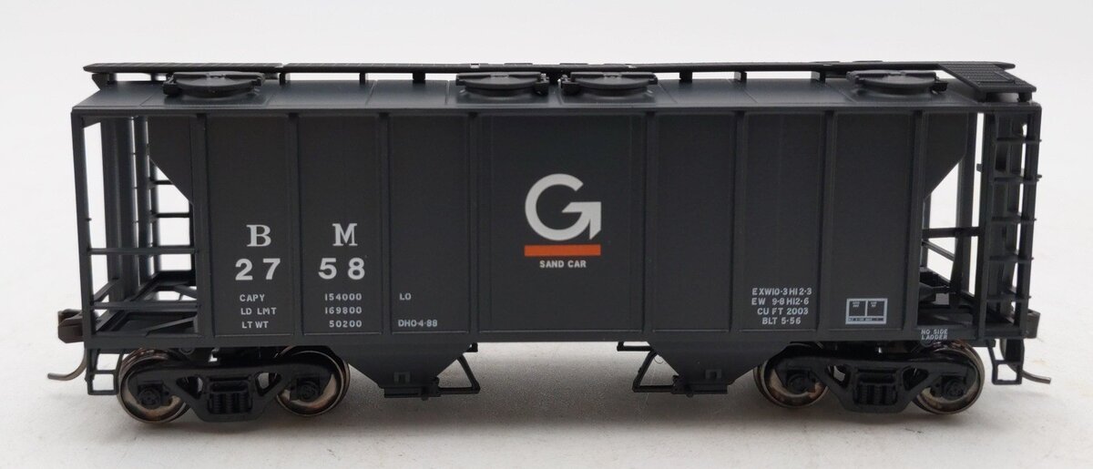 Atlas 20006551 HO Boston and Maine TM PS-2 Covered Hopper #2758 LN/Box