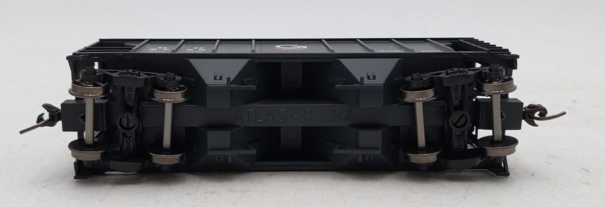 Atlas 20006551 HO Boston and Maine TM PS-2 Covered Hopper #2758 LN/Box