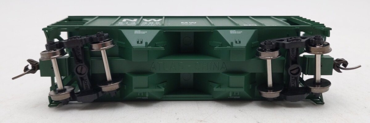 Atlas 20006561 HO Norfolk and Western TM PS-2 Covered Hopper #514385