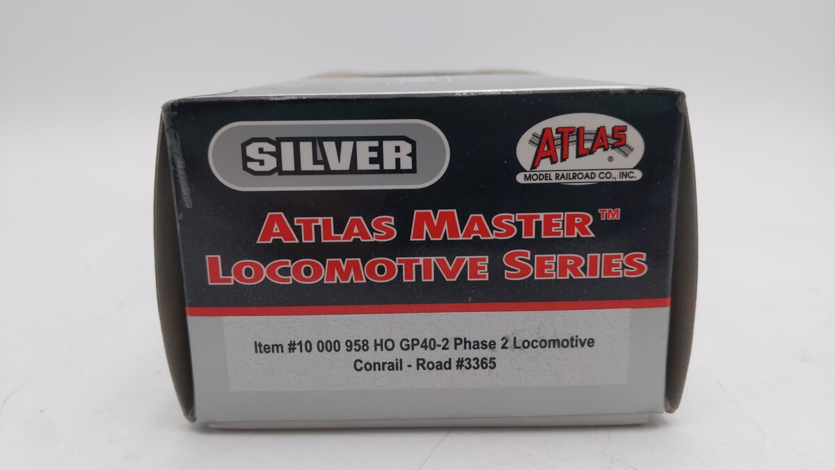 Atlas 10000958 HO Scale GP40-2 Conrail Diesel Locomotive #3365