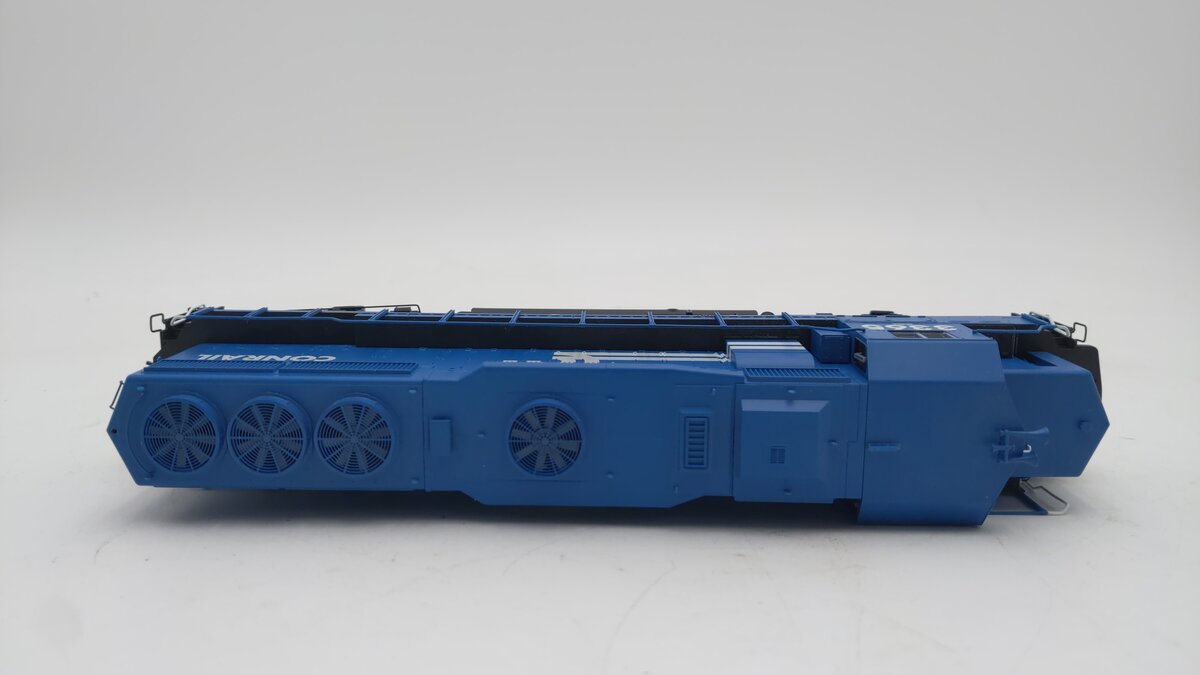 Atlas 10000958 HO Scale GP40-2 Conrail Diesel Locomotive #3365