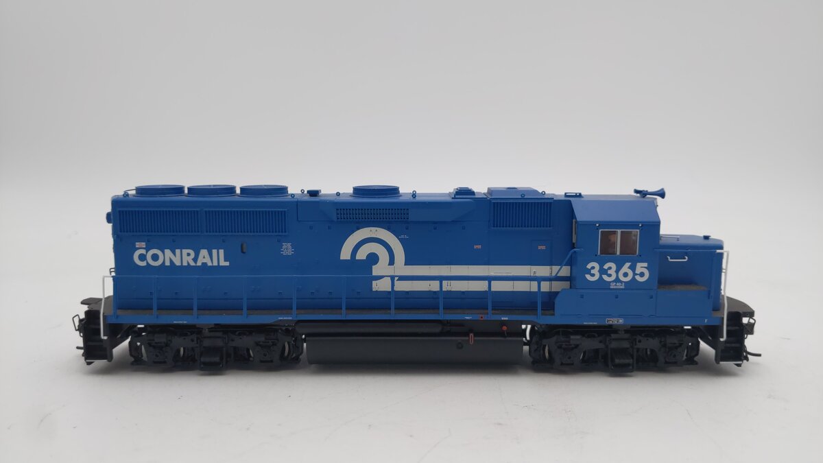 Atlas 10000958 HO Scale GP40-2 Conrail Diesel Locomotive #3365