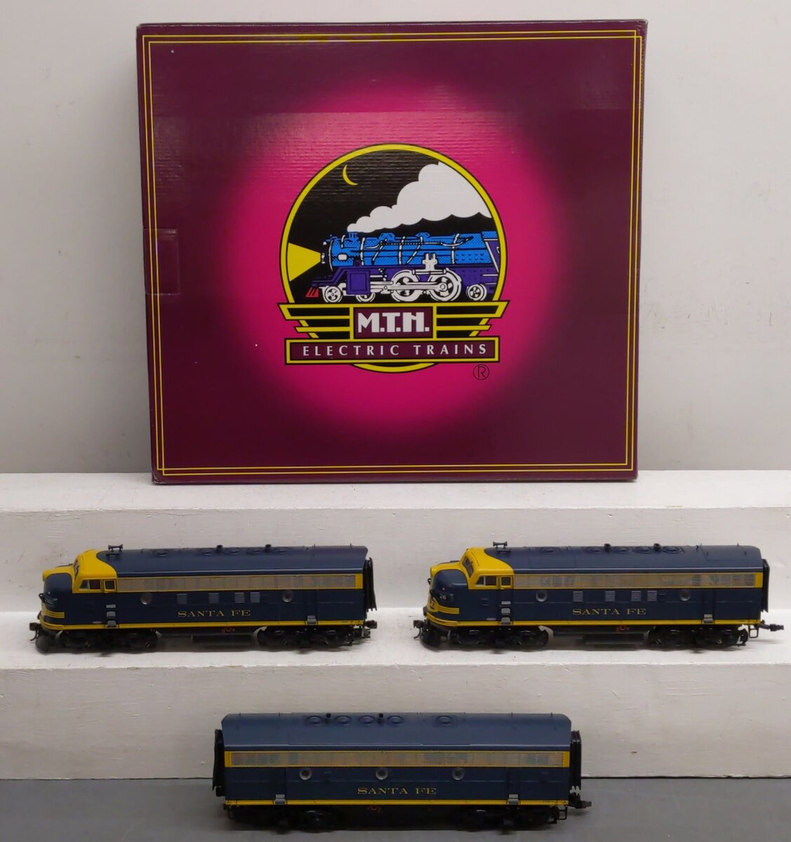 MTH 20-20055-2 O Santa Fe F-7 ABA Diesel Engine Set w/PS 2.0 #218L/218C/218A