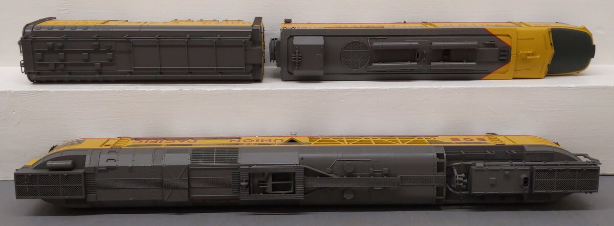 MTH 20-2214-2 O Scale Union Pacific Coal Turbine Locomotive LN/Box