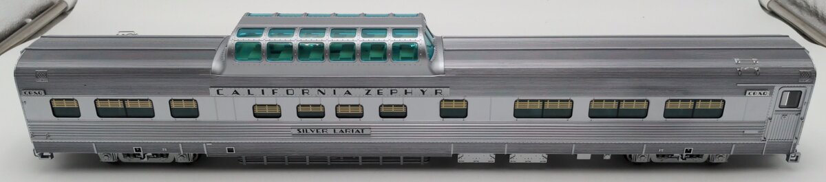 Atlas 3002151-2 O Scale CB&Q Cali Zephyr "Silver Lariat" Dome Car #4718 (2-Rail) EX/Box