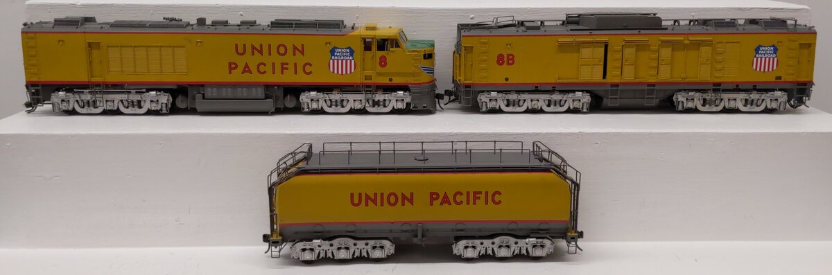 Overland 1-30 O Scale Brass UP Gas Turbine Diesel Locomotive Set #8 (2-Rail) EX/Box