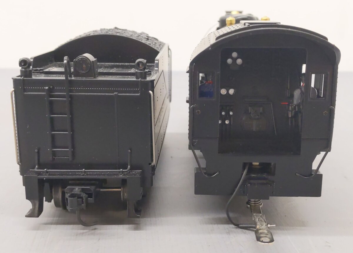 Weaver 1800-S O Pennsylvania 0-8-0 Steam Locomotive and Tender #6556 (2-Rail) EX/Box