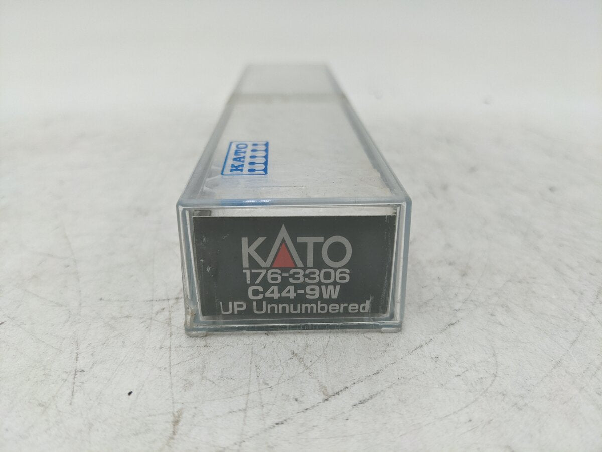 Kato 176-3306 N Scale Union Pacific C44-9W Diesel Locomotive EX/Box