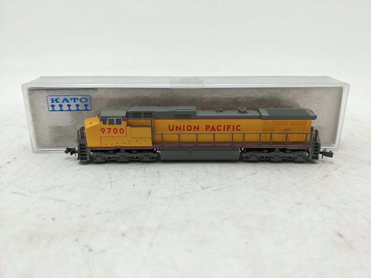Kato 176-3306 N Scale Union Pacific C44-9W Diesel Locomotive EX/Box