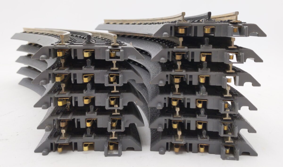 MTH 40-1002 RealTrax O31 Curved Track (11) VG