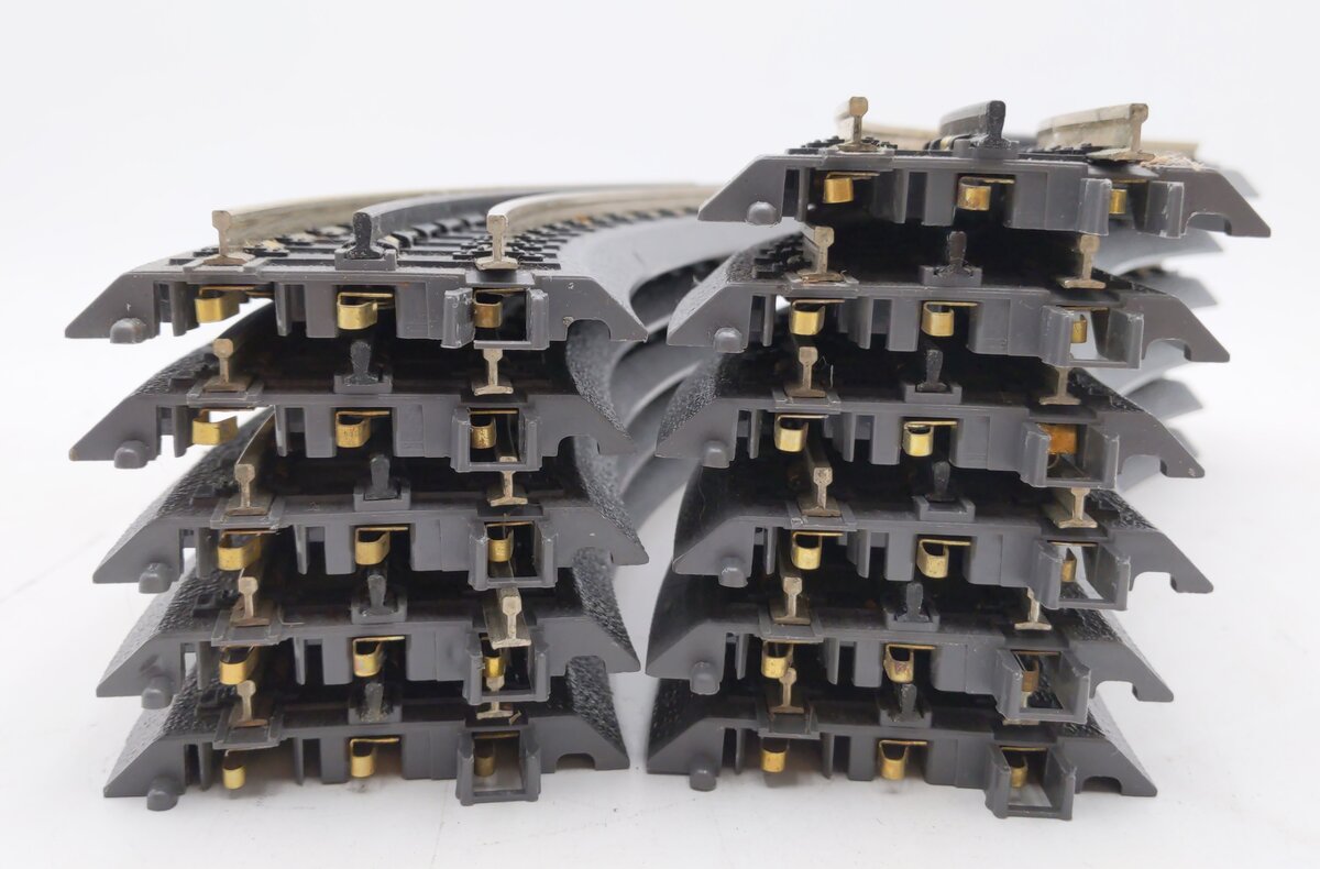 MTH 40-1002 RealTrax O31 Curved Track (11) VG