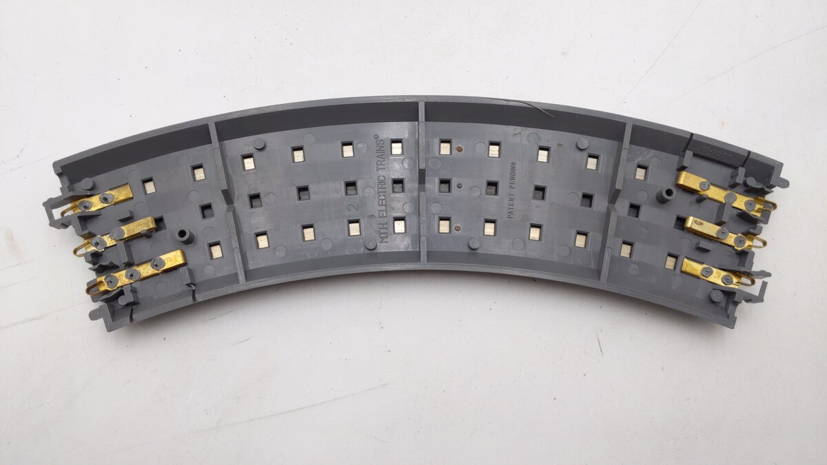 MTH 40-1002 RealTrax O31 Curved Track (11) VG