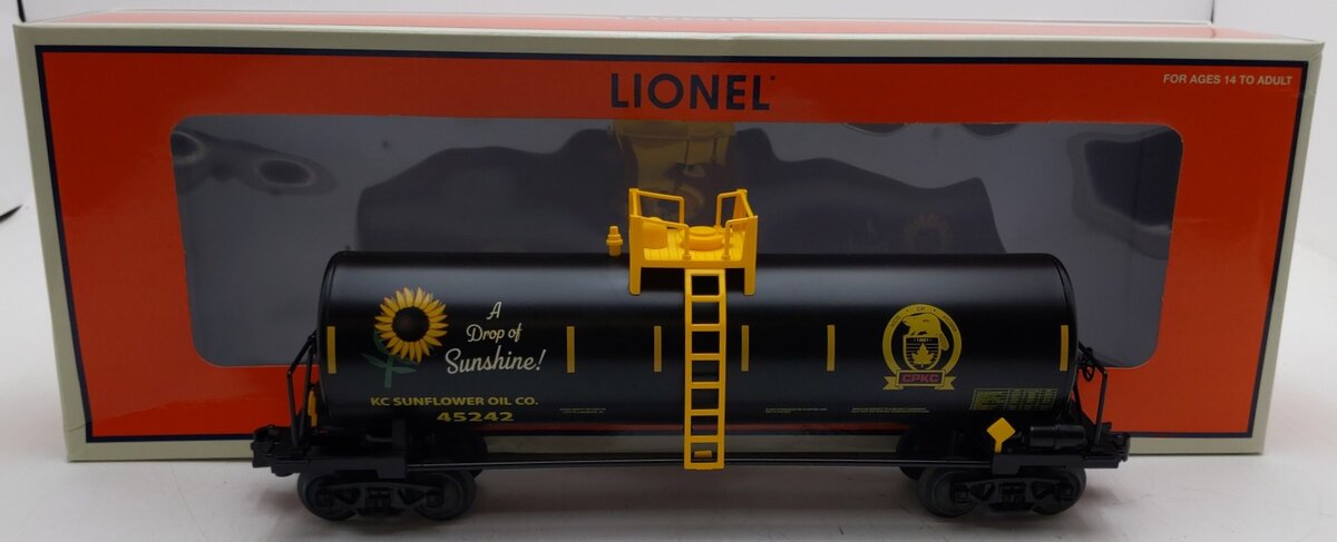 Lionel 2401100 O Gauge CPKC Sunflower Oil Tank Car #45242 LN/Box