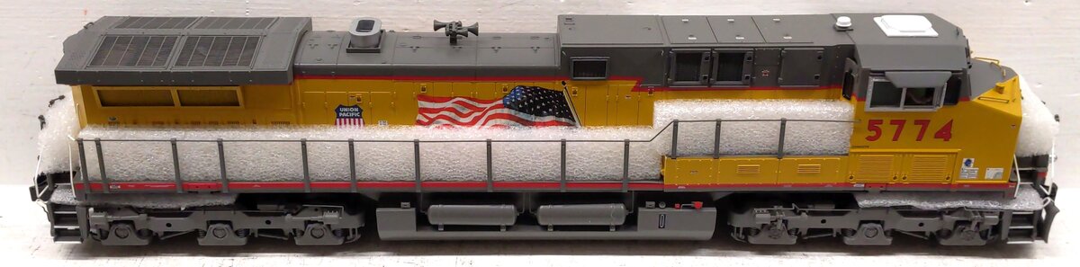 MTH 20-20013-1E O Gauge Union Pacific AC4400CW Diesel Locomotive #5774 w/ PS.2 LN/Box