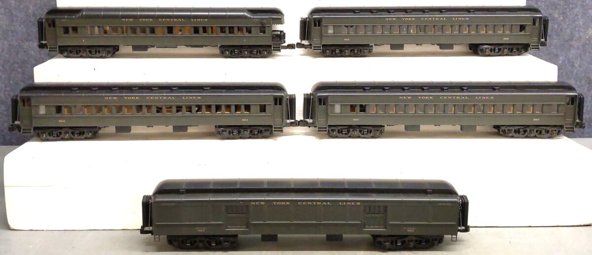 MTH 20-40037 New York Central 5-Car 70' Madison Passenger Set LN/Box