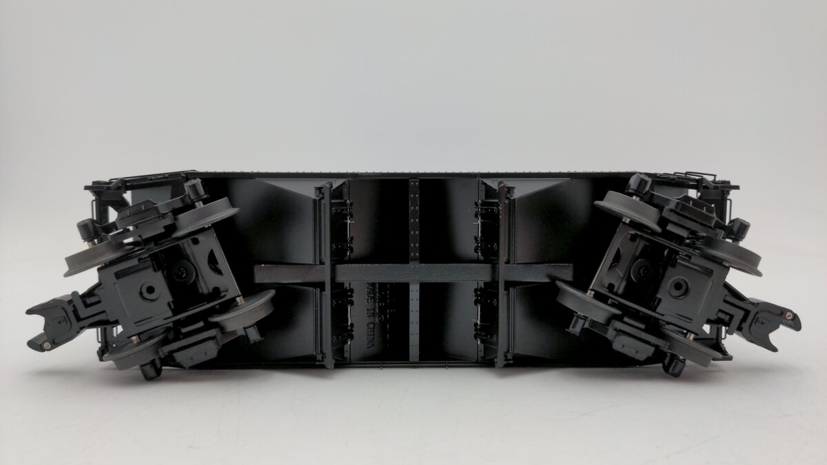 Lionel 6-27028 O Gauge Chesapeake & Ohio Offset Hopper Car EX/Box