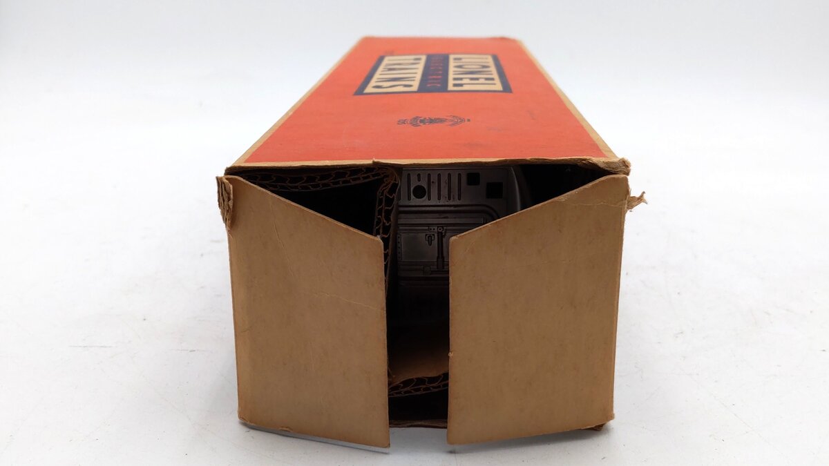 Lionel 2353T Vintage O Santa Fe F-3  Dummy Diesel Locomotive VG/Box