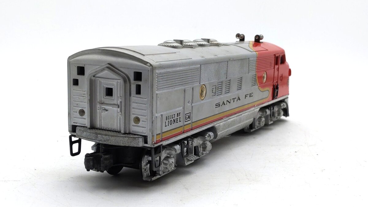 Lionel 2353T Vintage O Santa Fe F-3  Dummy Diesel Locomotive VG/Box