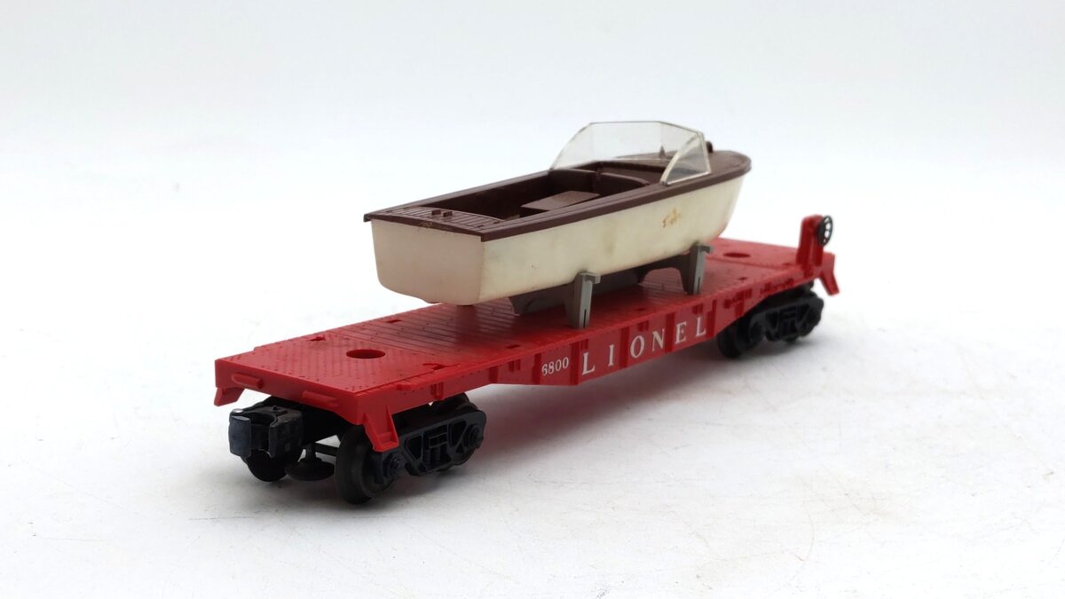 Lionel 6801 Vintage O Lionel Flatcar with Brown & White Boat EX/Box