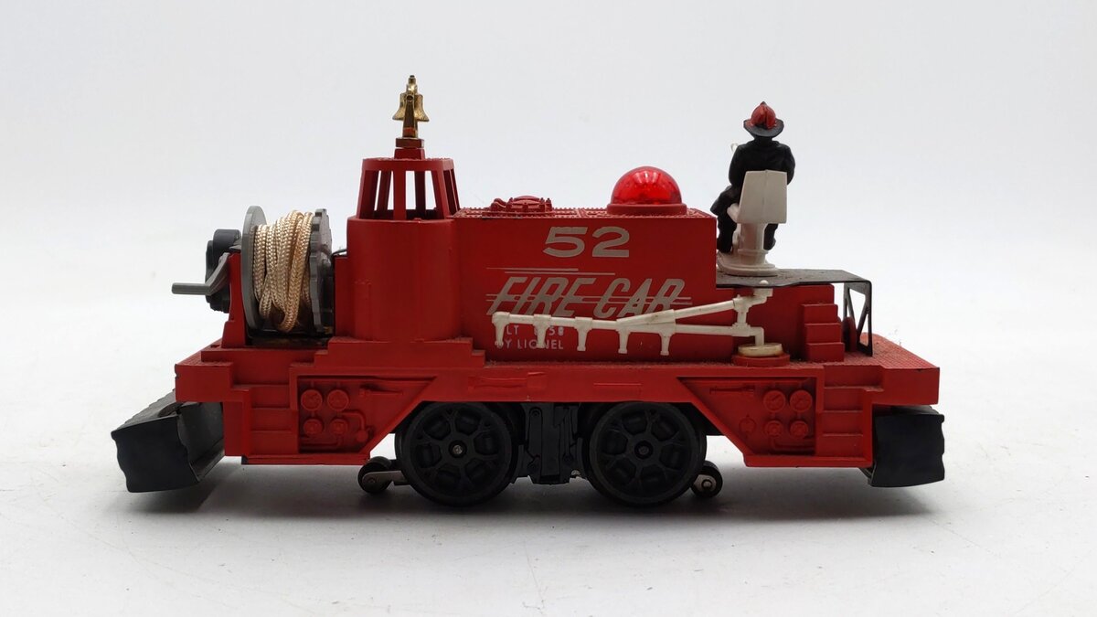 Lionel 52 Vintage O Motorized Fire Car VG