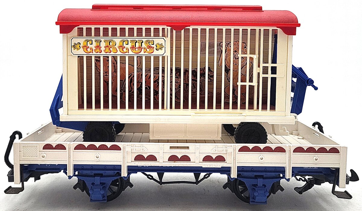 LGB 4038 G Scale Flatcar with Circus Cage W/O Animals EX/Box