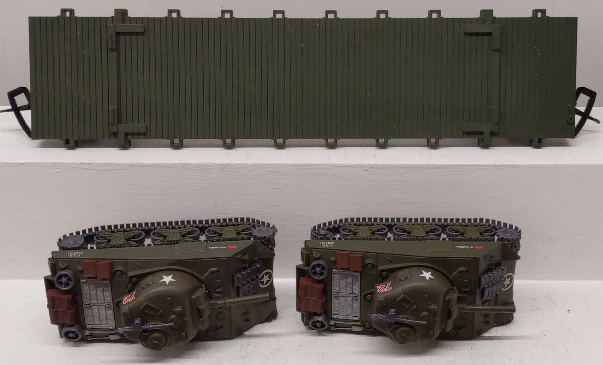 USA Trains R1743 G U.S. Army Flat Car with Tanks #G4944 EX/Box