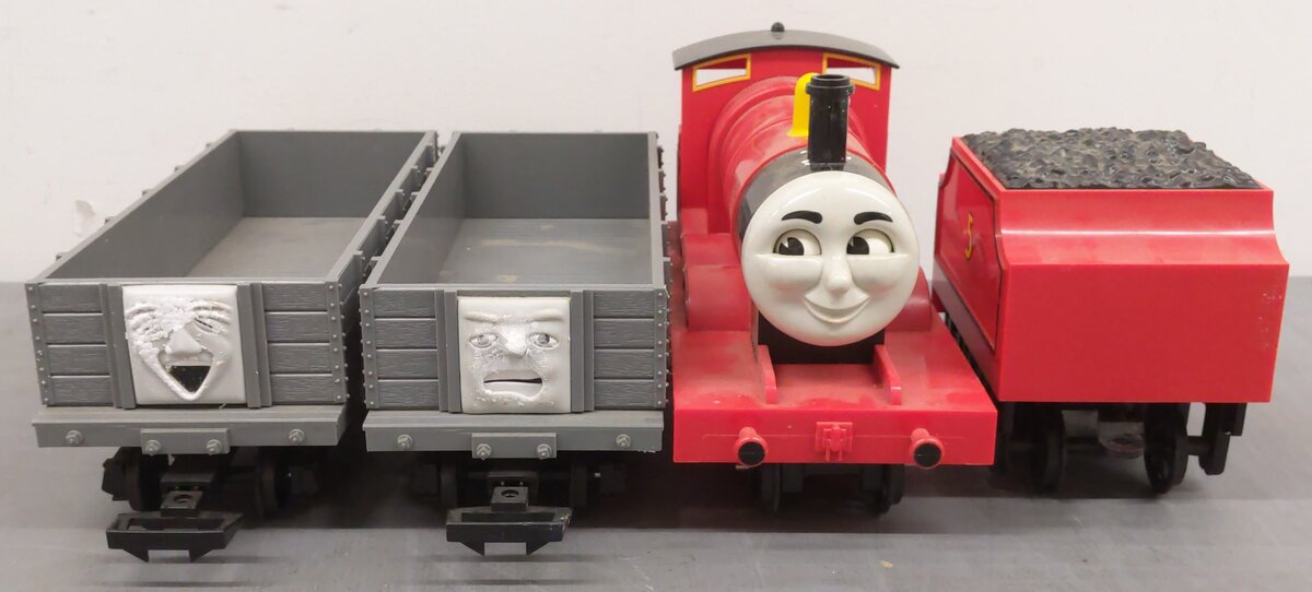 Lionel 8-81014 G Scale James & the Troublesome Trucks Steam Train Set EX/Box