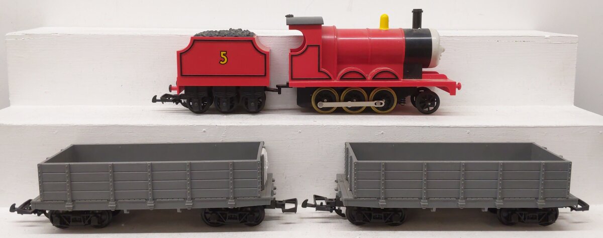 Lionel 8-81014 G Scale James & the Troublesome Trucks Steam Train Set EX/Box